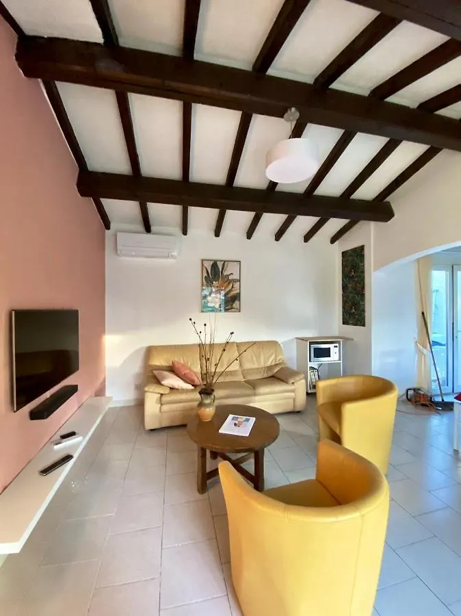 Maison Charmante A Sainte-Maxime Avec Piscine Partagee France