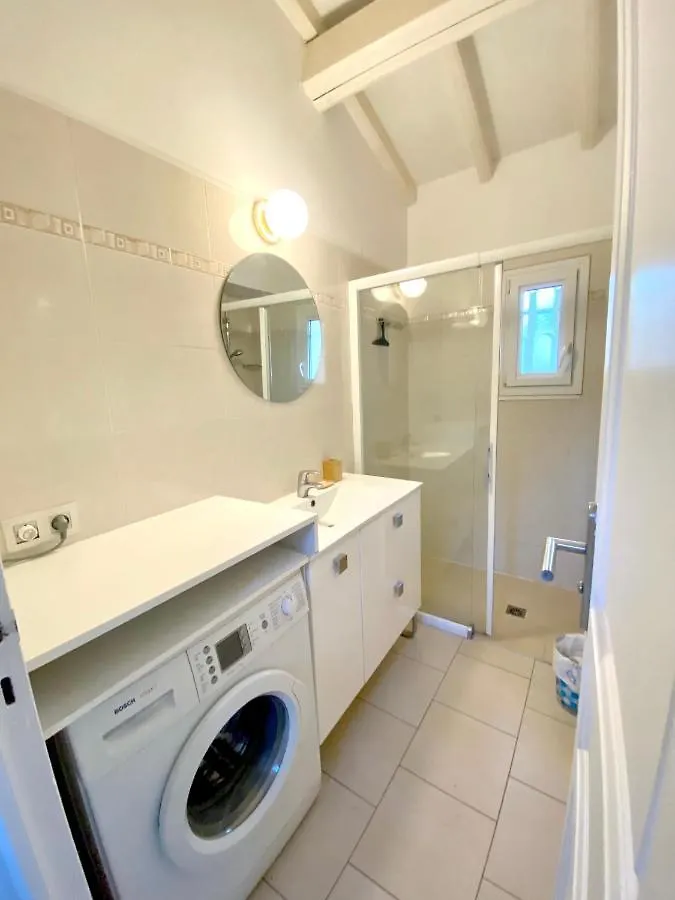 Maison Charmante A Sainte-Maxime Avec Piscine Partagee Holiday home